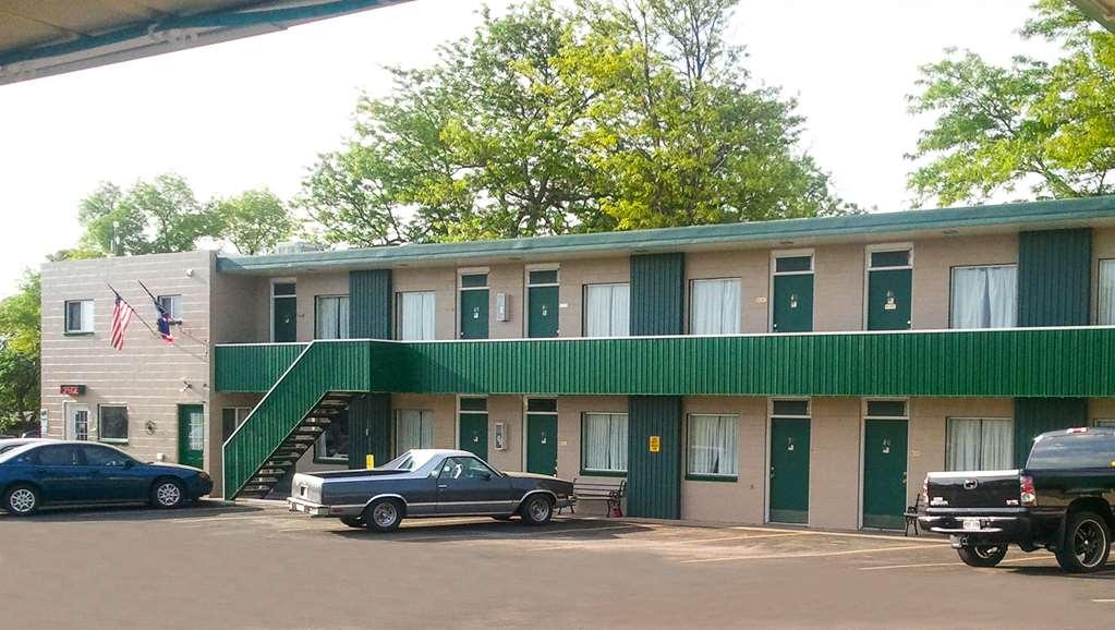 Wyoming Motel Wheatland Exterior photo